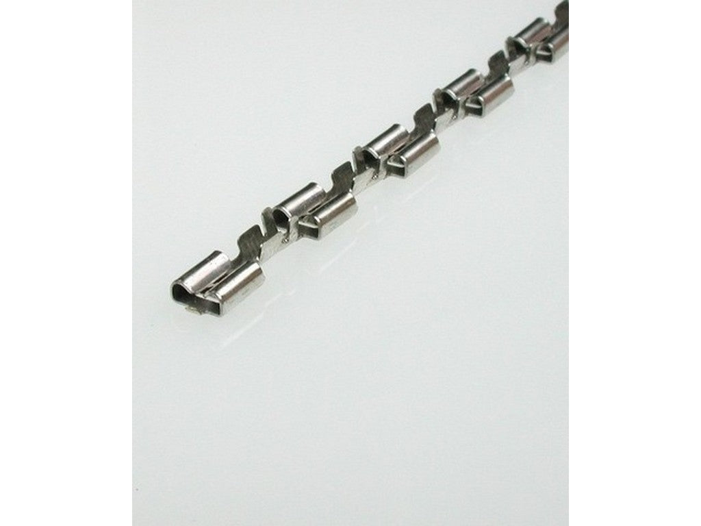 Flat pins 6.3x0.8mm 8000 pcs roll.