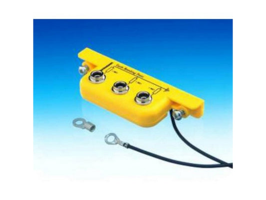 Earthing box slim with 3x10mm male push button