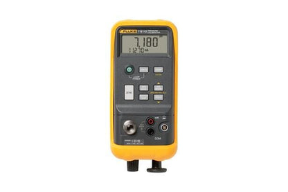 Fluke 718-1G trykkalibrator med digitalt display og indbygget pumpe til præcis trykmåling.