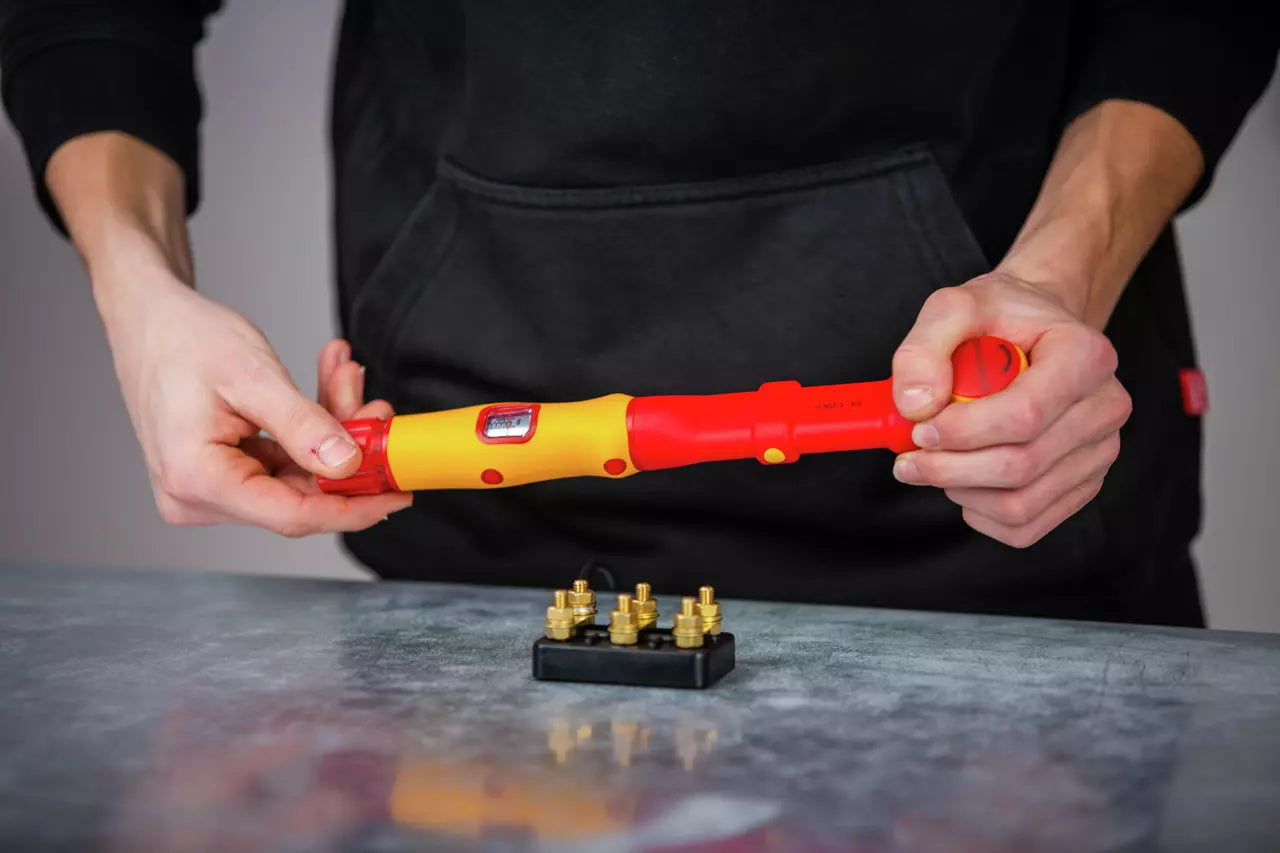 246 1/4 drive torque wrench 5-25 Nm