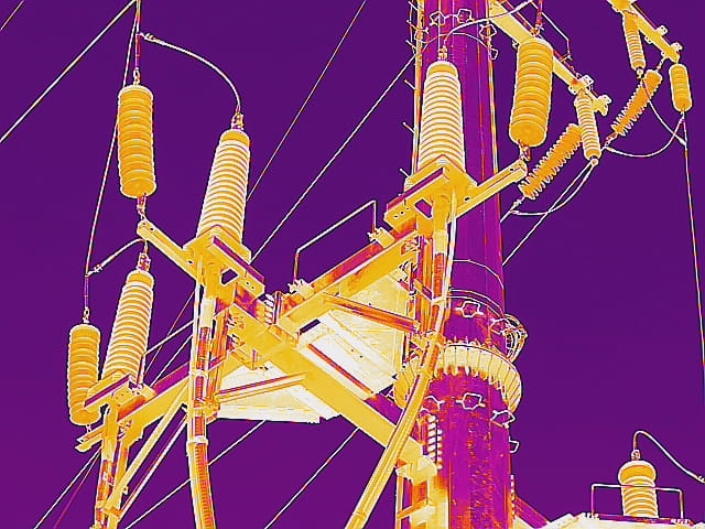 Thermal camera pixel 480x360/-20℃-650℃ w/digital camera w/16GB TF card/ w/rechargeable Li-Ion batt.