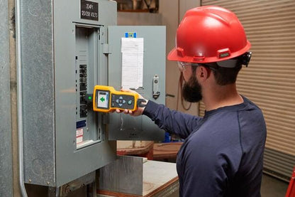 Kabelsøger sender og modtager 12-50-120-230-400V CATIII 300V
