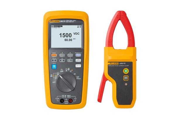 Fluke 283 FC digitalt solcellemultimeter og a283 FC trådløs strømtang til solcelleanlæg.
